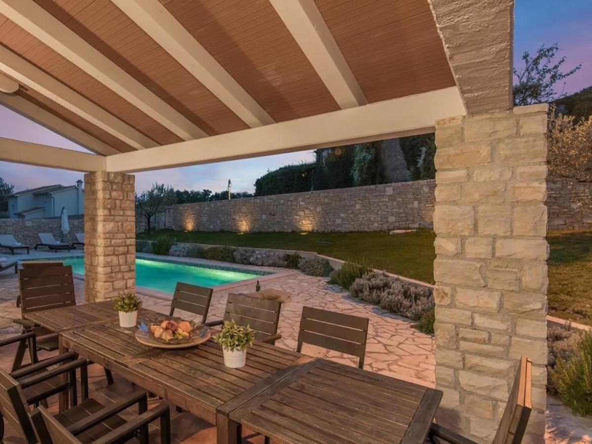 Villas Adagio Rojnici Экстерьер фото